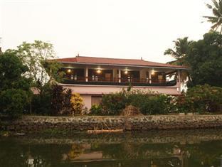 Backwater Breeze Kumarakom Exterior photo